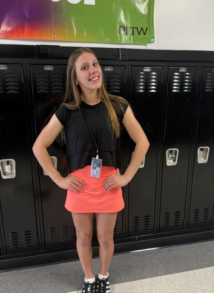 8th grader Hurdler, Joss Menossi